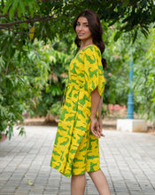 Load image into Gallery viewer, Agar Magar Hand Block Printed Cotton Kaftan - Midi Length

