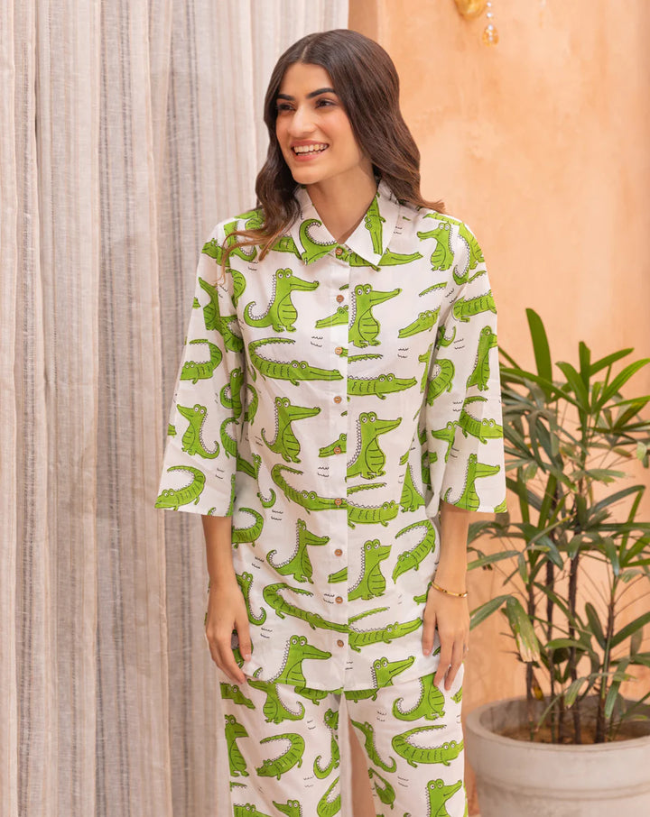 Agar Magar Women's Shirt