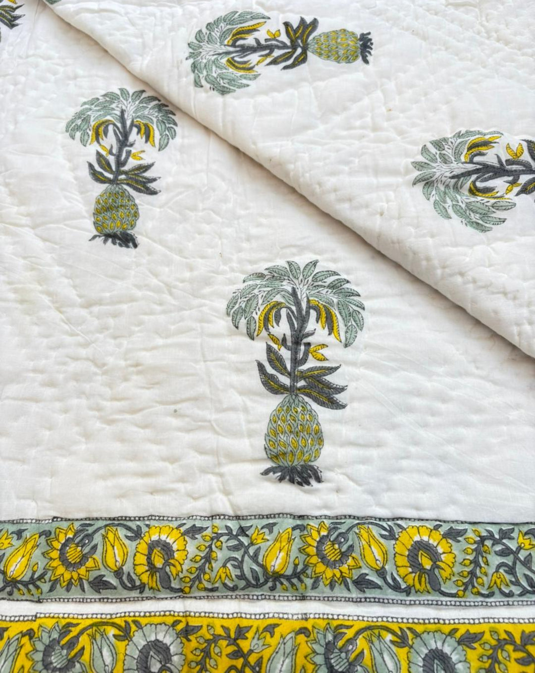 Ananas Hand Block Printed Cotton Quilt - Minor Defect B13