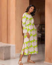 Load image into Gallery viewer, Chehre Amore - Soft Cotton Dress
