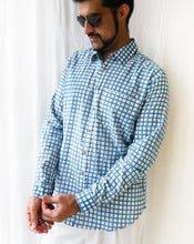 Load image into Gallery viewer, Crossroads Cotton Men&#39;s Shirt-Defect-MW-S1

