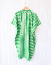 Load image into Gallery viewer, Hari Hand Block Printed Cotton Kaftan Shirt - Minor Defect KS29
