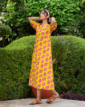 Load image into Gallery viewer, LoveBug Soft Cotton Chic Dress
