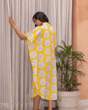 Load image into Gallery viewer, Mallika BeeBee Kaftan Shirt-Minor Defect-Bee-K10
