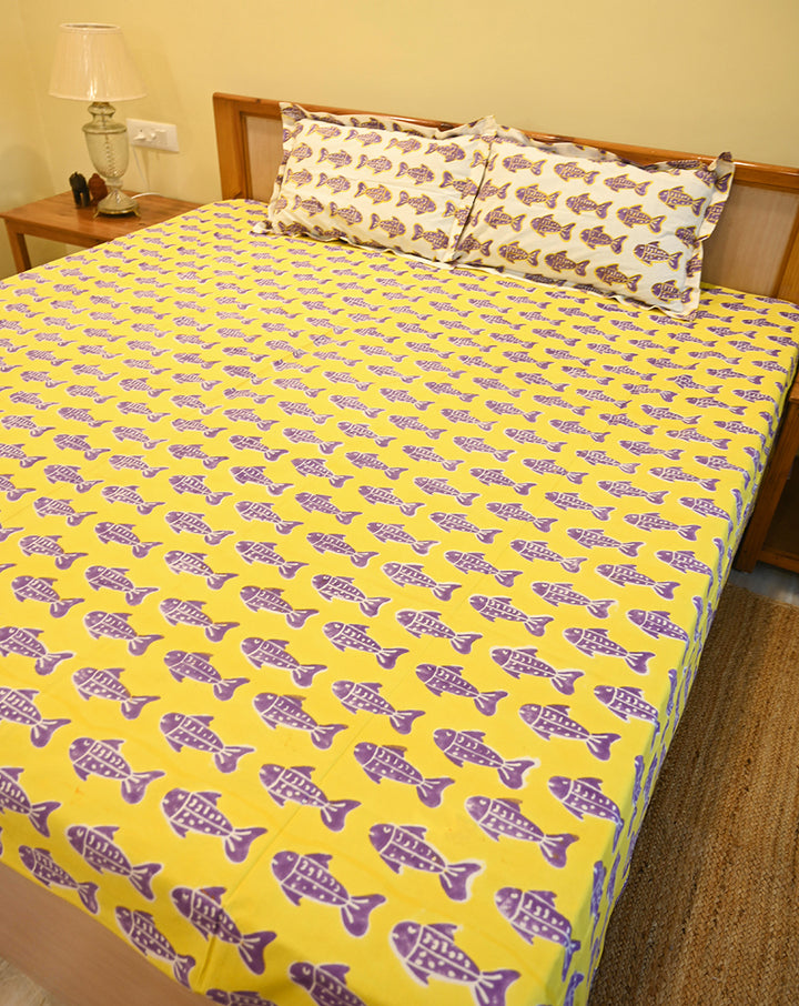 O'Fish Premium Cotton King Bedsheet with 2 Pillow Covers
