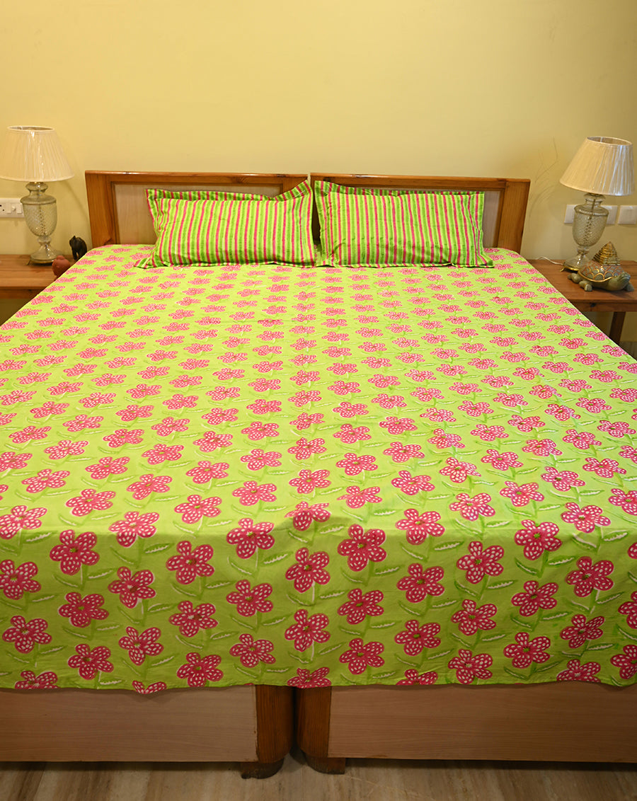 Poppy Premium Cotton King Bedsheet with 2 Pillow Covers