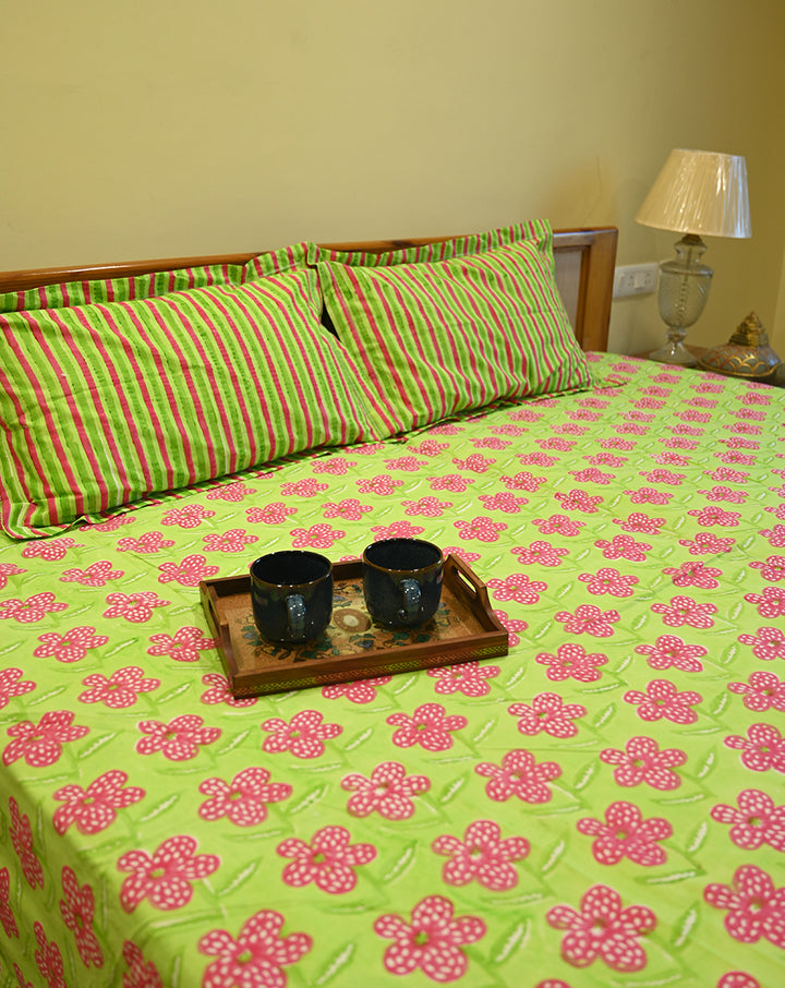 Poppy Premium Cotton King Bedsheet with 2 Pillow Covers