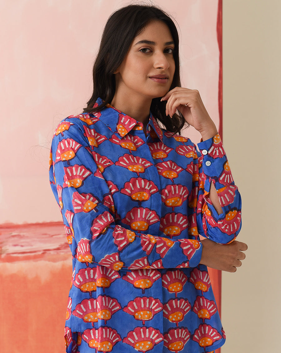 Seashells Oversized Women's Shirt