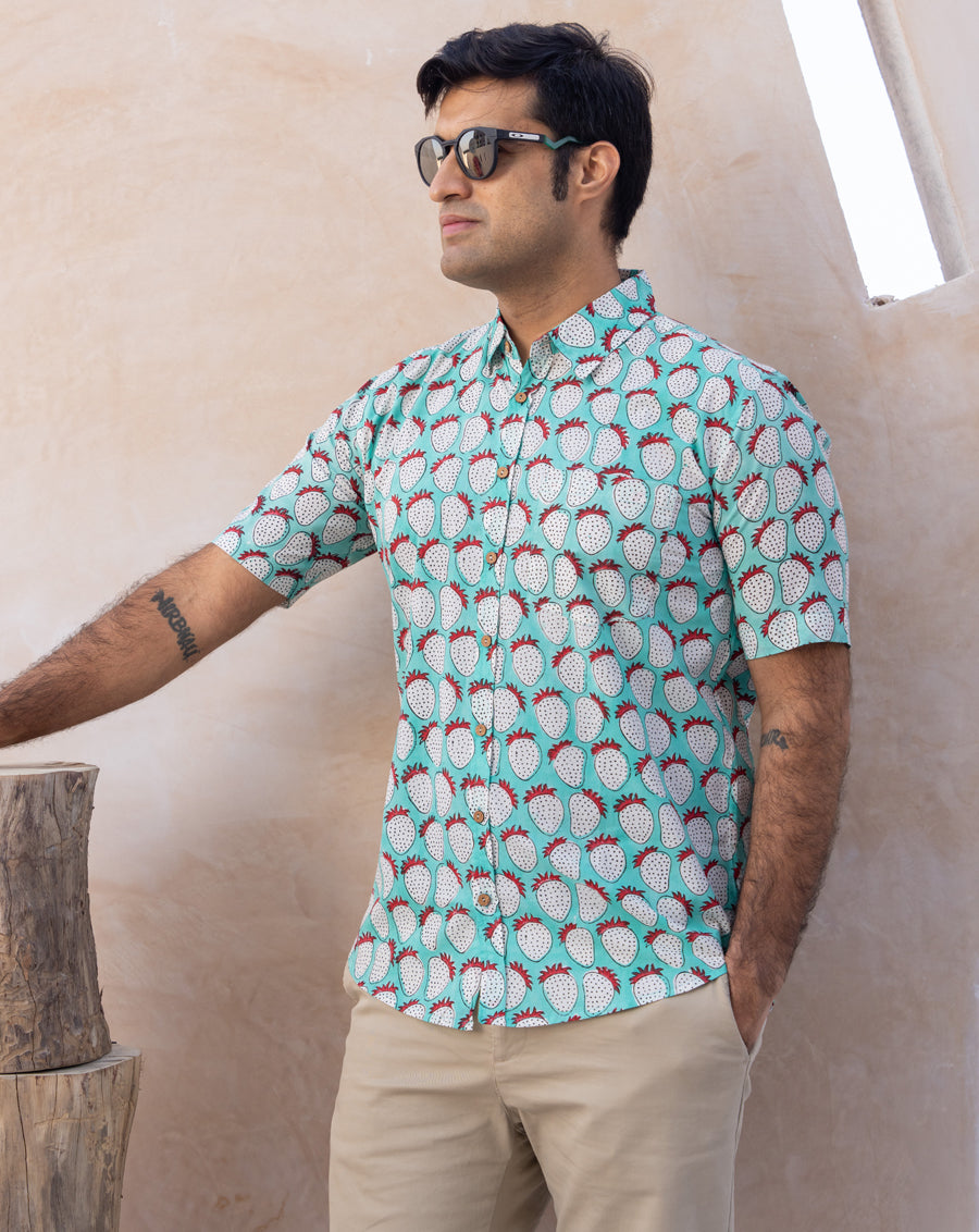 Mint Strawberry Cotton Men's Half Sleeves Shirt