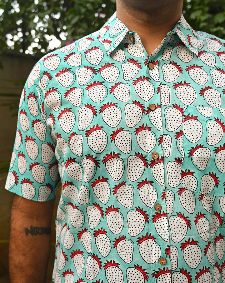 Mint Strawberry Cotton Men's Half Sleeves Shirt