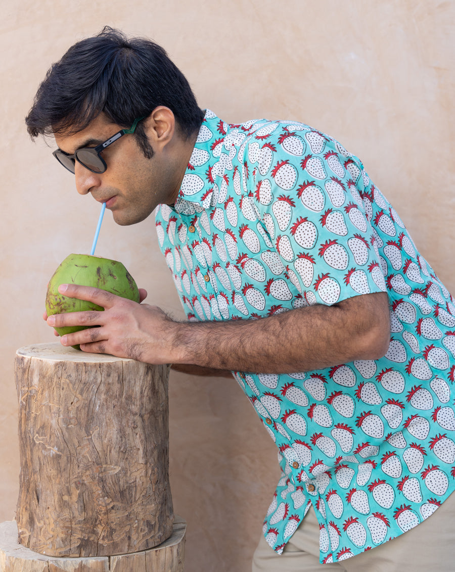 Mint Strawberry Cotton Men's Half Sleeves Shirt