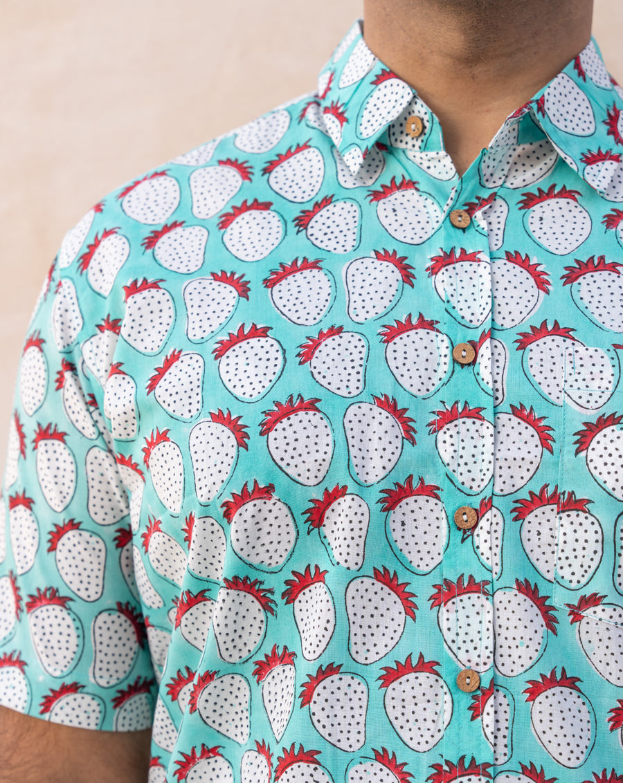 Mint Strawberry Cotton Men's Half Sleeves Shirt