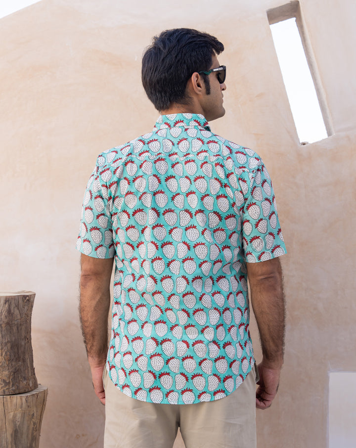 Mint Strawberry Cotton Men's Half Sleeves Shirt