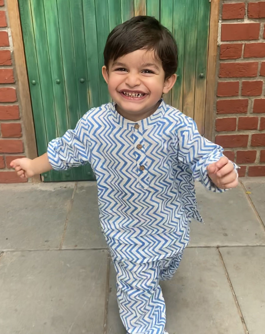Upar Neeche Cotton Kurta Pyjama Set for Kids-Minor Defect-BKP15 (available only in 6-8yrs)
