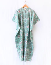Load image into Gallery viewer, Butterfly Effect Hand Block Printed Cotton Kaftan Shirt - Full Length
