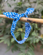 Load image into Gallery viewer, Florals - Set of 2 Handcrafted Cotton Bow Hairbands
