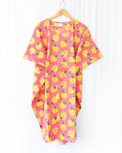 Load image into Gallery viewer, LoveBug Pink Hand Block Printed Cotton Midi Kaftan
