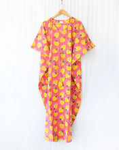 Load image into Gallery viewer, LoveBug Pink Hand Block Printed Cotton Kaftan - Full Length
