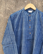 Load image into Gallery viewer, Neel Dhaari Cotton Men&#39;s Kurta
