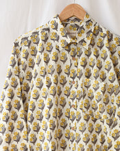 Load image into Gallery viewer, Peeli Booti Cotton Men&#39;s Shirt
