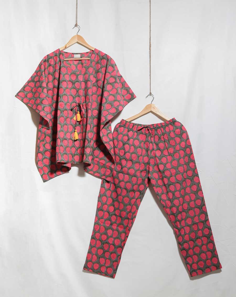 Strawberry Chill Jams - Soft Cotton Pyjama Set - Minor Defect CJ20 (XL size only)