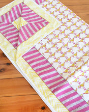 Load image into Gallery viewer, Chirping Birdies Cotton Baby Dohar  (0-3 years)
